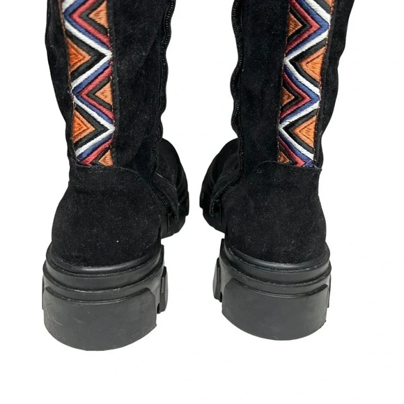 FARM Rio Embroidered Tall Faux Suede Lug Boot in Black  Sz: 10 - Picture 5 of 12